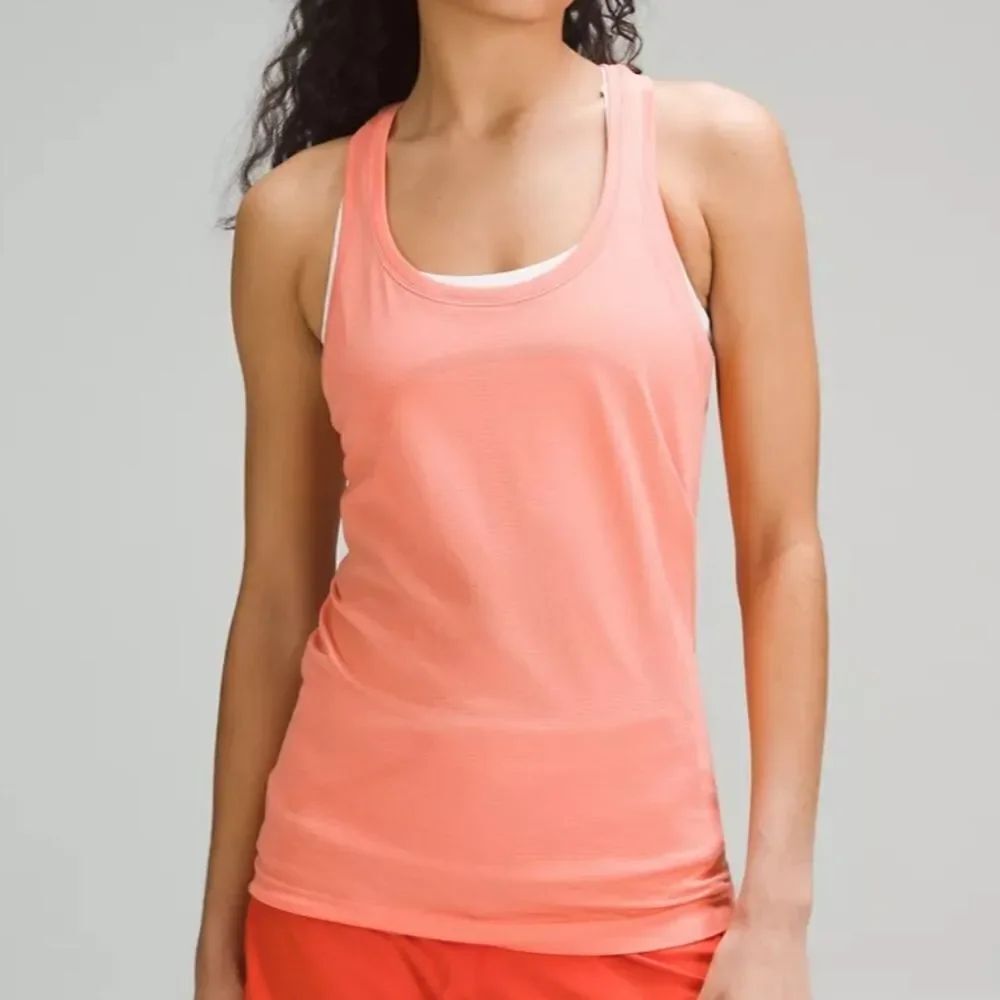 BRAND NEW OLD NAVY SLEEVELESS TANK TOP SHIRT